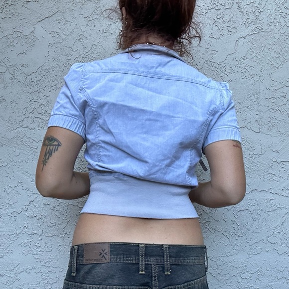 Y2K Button Up Top - Picture 8 of 10